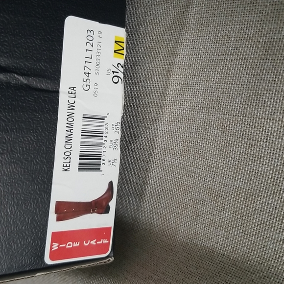 Brown Boots - Picture 15 of 15